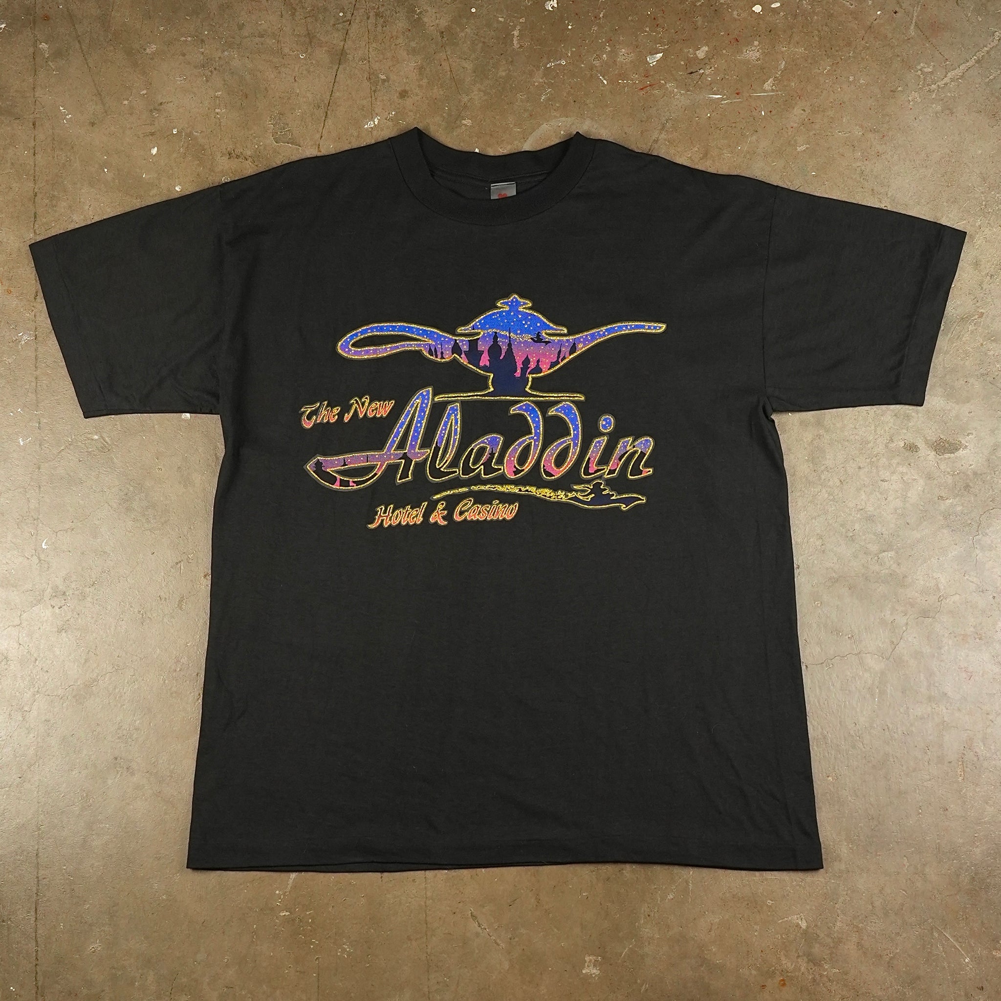 Aladdin Gold Glitter Lamp 80's T-Shirt
